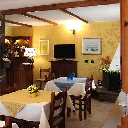 La Dea Hestia Guest house *