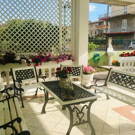 La Dea Hestia Guest house Bosa